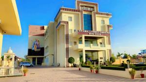 Surajmal Laxmidevi Sawarthia Sewa Sadan