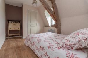 Maisons de vacances Les Volets Verts - Maison pour 10p avec Jardin : photos des chambres