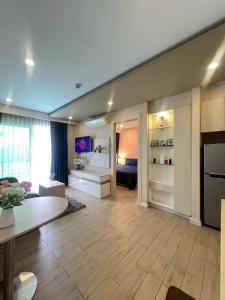 เซเว่น ซี คอนโดรีสอร์ท สวนน้ำ