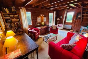 Little Paradise hidden from view