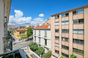 Appartements Cosy Duplex Mimosa Cannes Center - Happy Rentals : photos des chambres