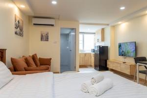 Studio with Workdesk near Nimman Old City