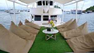 Phinisi Giona Liveonboard