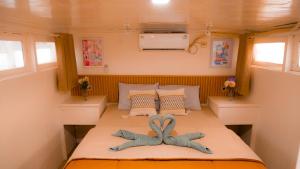 Phinisi Giona Liveonboard