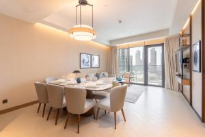 Shukr شكر - Luxury 3BR with Panoramic Burj Khalifa & Fountain Views - Address Residence Dubai Opera - 2 Min Walk to Dubai Mall