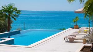 NEW! Seaview Villa Bota: A Luxurious Coastal Retreat in Podstrana