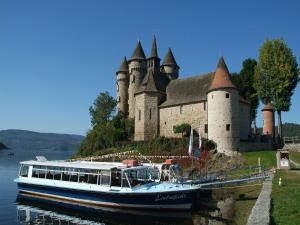 Maisons de vacances Holiday Home in Beaulieu with Private Pool : photos des chambres