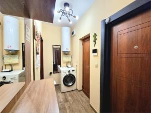 Nickys Apartment - with Private Parking in Center