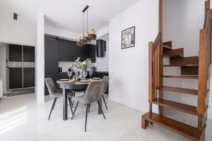 Spacious Apartment in Wieliczka with AC & Parking