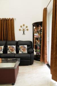 Luxury 4bhk villa with party hall