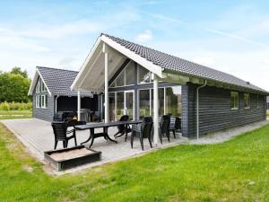 16 person holiday home in Glesborg