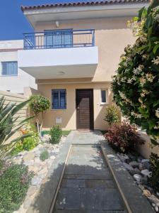 Cosy Townhouse Universal Paphos