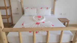 AROYA Boutique Hotel