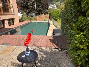 Zimmer mit eigenem Badezimmer