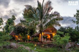 The Clay Courtyard by VEO - Part of StayVista