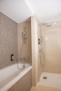 Hotels Hotel & Spa Vitalparc, The Originals Collection : photos des chambres