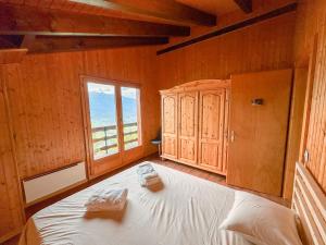 Chalet lAiglon Valais - Vue, Confort, Jacuzzi