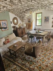 Perched Nest in Cevennes Mountains, relaxing place