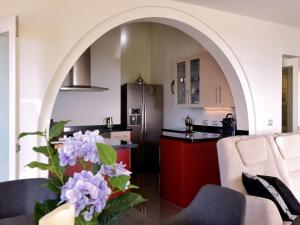 Sun-Soaked Villa with Blue Waters