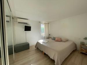 Bandol Centre Ville T2 terrasse parking privatif couvert