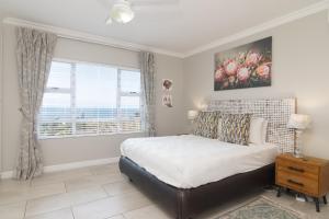 Beverly Hills Malibu 33