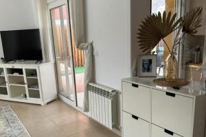 4 Bed Villa-Sleeps 8-Private Pool-Golf Resort