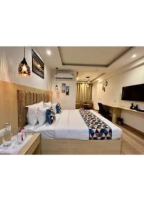 Grand Anukmpa studio