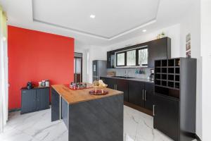 Grand Lémuria by First Grand Stays - Luxury 3BR Villa with Private Pool