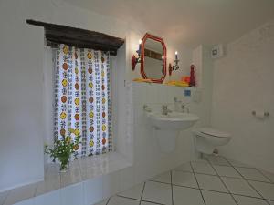 Villas Villa in Pyrenees with Stunning Mountain Views : photos des chambres