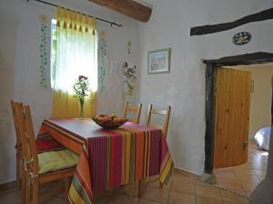 Villas Villa in Pyrenees with Stunning Mountain Views : photos des chambres