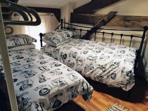 Maisons de vacances Holiday Home in Charente with Pool and Castle : photos des chambres