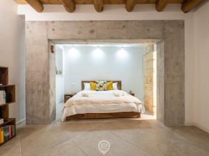 Classic Urban Elegance