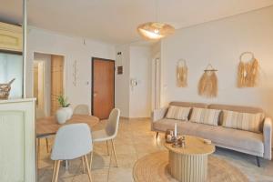 Modern Beach Retreat 2BR in Coastal Palaio Faliro
