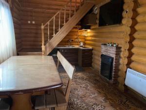 Будинок з лазнею та басейном Дві години бані у вартості