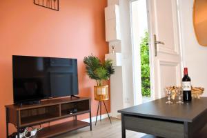 Appartements Studio Castera 2 Air-conditioned : photos des chambres