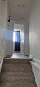 Cork Apartment with River Views -Cosy in Cork