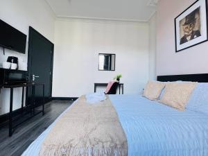 Pembroke Place Private Room 3