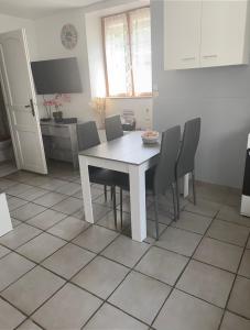 Maisons de vacances La Solangette, petite maison confortable et calme : photos des chambres