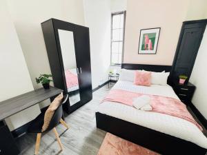 Pembroke Place Private Room 4