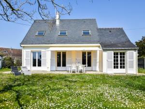 Beachside Brittany Escape