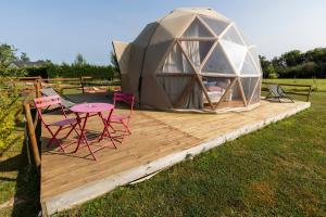 Ô refuge divin, Chambres dhôtes et logements insolites