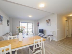 Cubos Marques Apartment with Free Parking