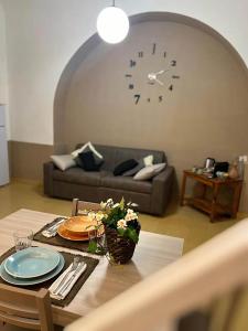 Sapri Apartment - Castro Pretorio by Ghor