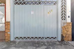 Casas no Tatuapé Garagem e Portão Automático 284 a 314