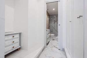 Modern and Cozy Apartment, Nervión Seville bajo B