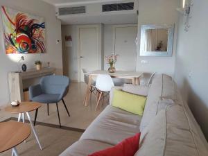 Golfside Luxury at Las Colinas