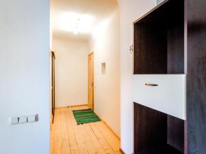 Two room artistic studio in the center of Riga with self check-in and free parking