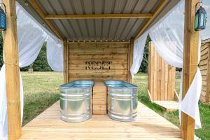 Quercus & Redwood - Sleeps 4