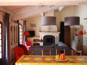 Maisons de vacances Villa in Salernes with Private Pool & Garden : photos des chambres
