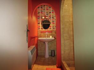 Maisons de vacances Villa in Salernes with Private Pool & Garden : photos des chambres